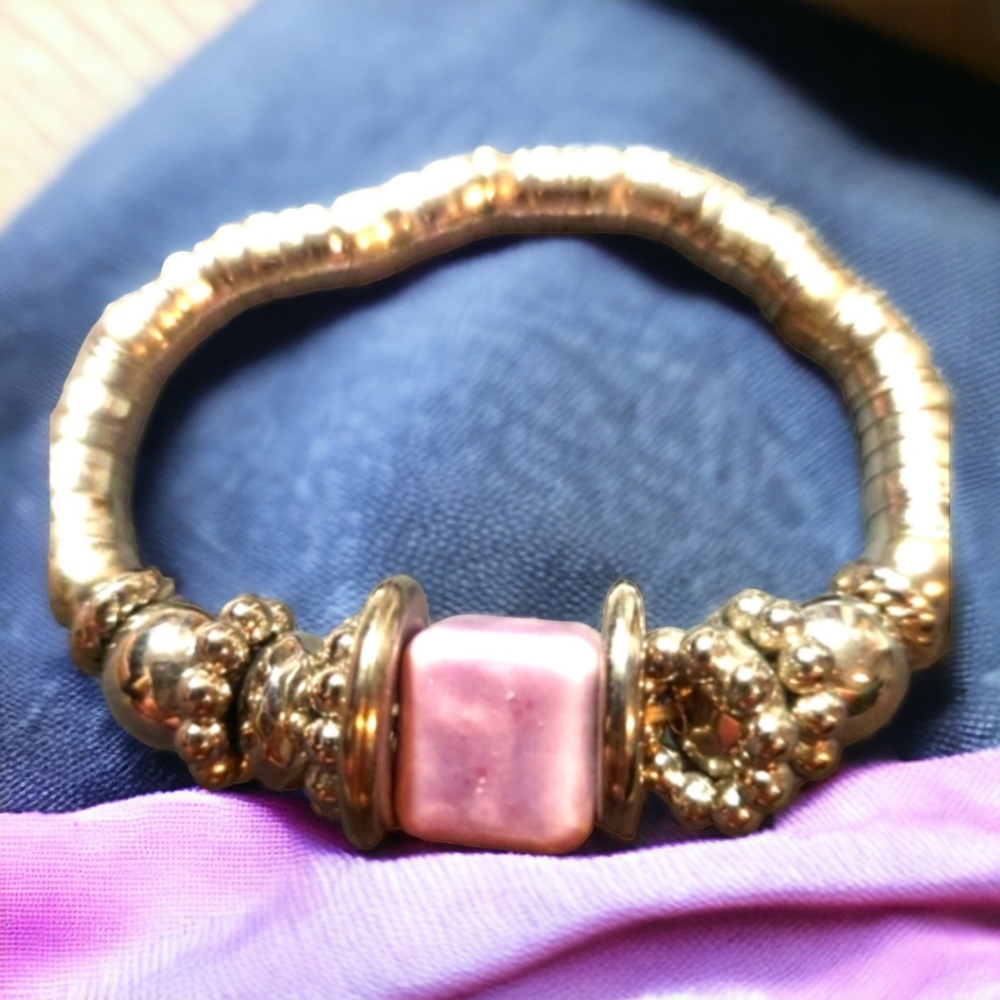 Silver and purple beaded stretch bracelet